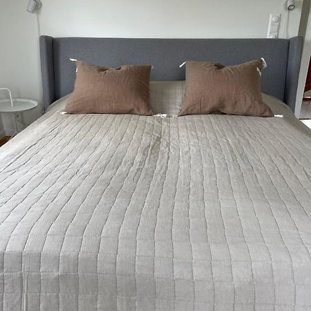 Annies Hus - Very Nice 2 Bedroom Apt Top Floor Strömstad Zewnętrze zdjęcie