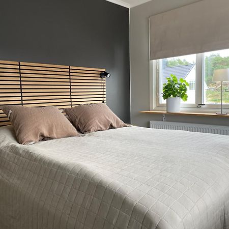 Annies Hus - Very Nice 2 Bedroom Apt Top Floor Strömstad Zewnętrze zdjęcie